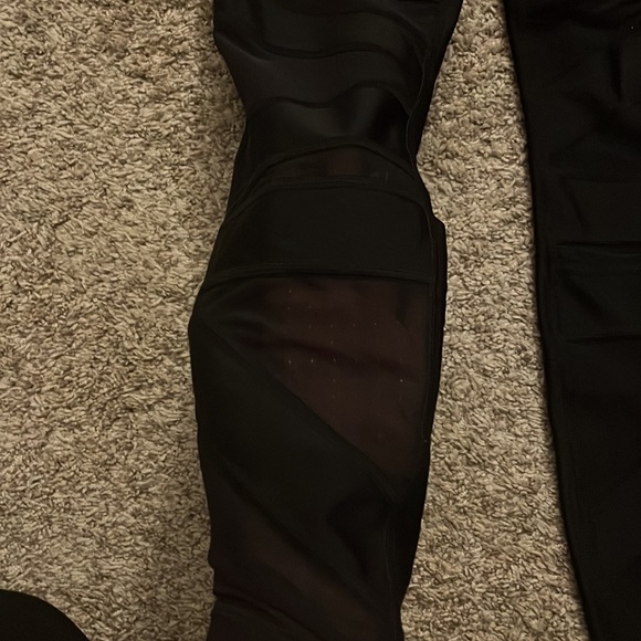 LULULEMON high rise legging 25” - Picture 3 of 7